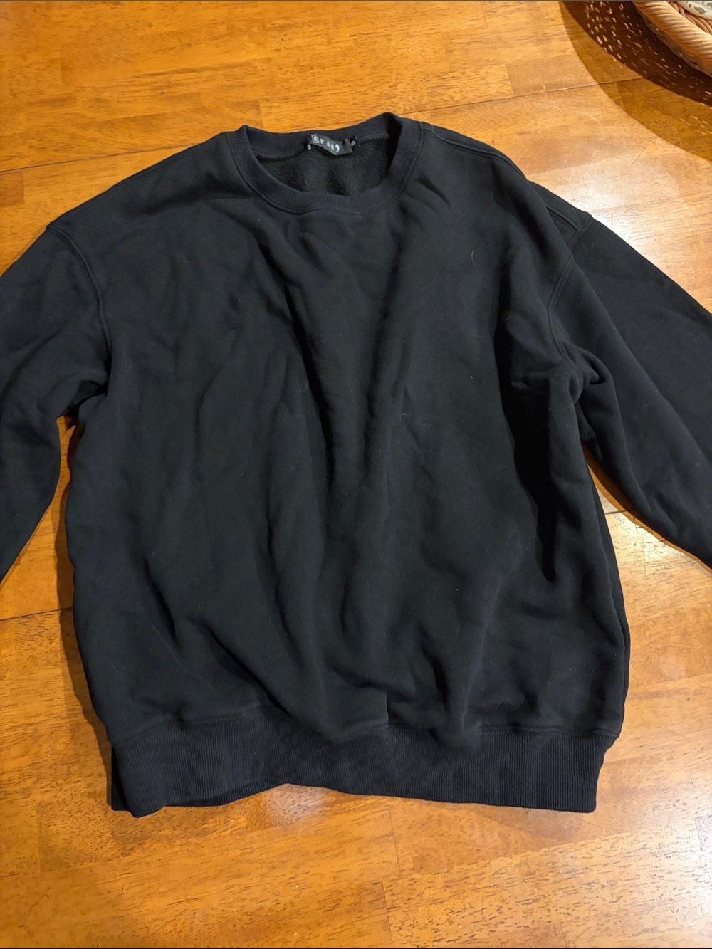 Men's Black Crewneck Sweatshirt - Minimal Everyday Pullover